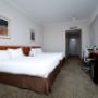 2 Twin Beds