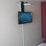 Mueble de tv dormitorio una repisa de vidrio