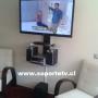 Rack de Tv con dos repisas de vidrio