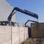 Contamos con camiones pluma con capacho y una capacidad de carga de 6.000 kilos aproximadamente y con una capacidad de carga de 6.000 kilos aproximadamente y con un alcance de 10 a 16 metros de altura.