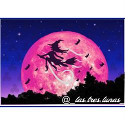 LAS TRES LUNAS