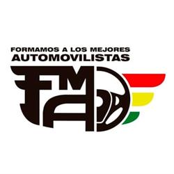Nancy villablanca asesora en academia de conductores FMA