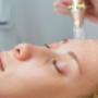 Ofrecemos servicios de armonización orofacial donde mediante tratamientos como Botox
